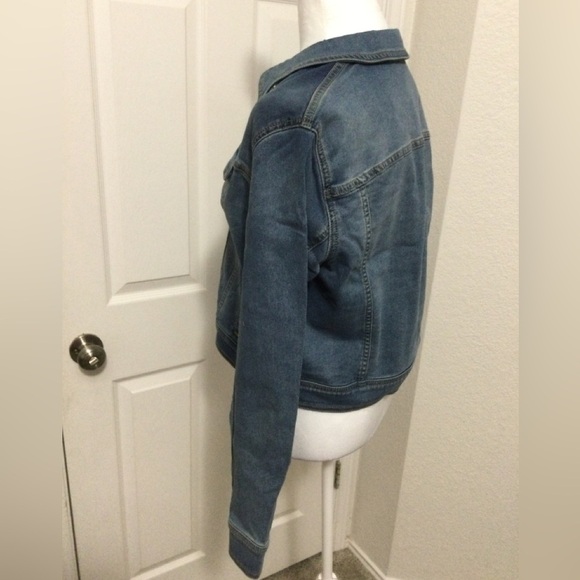 Jones New York Trucker Jean Jacket Unlined Dreamer Wash Size M - Picture 6 of 11